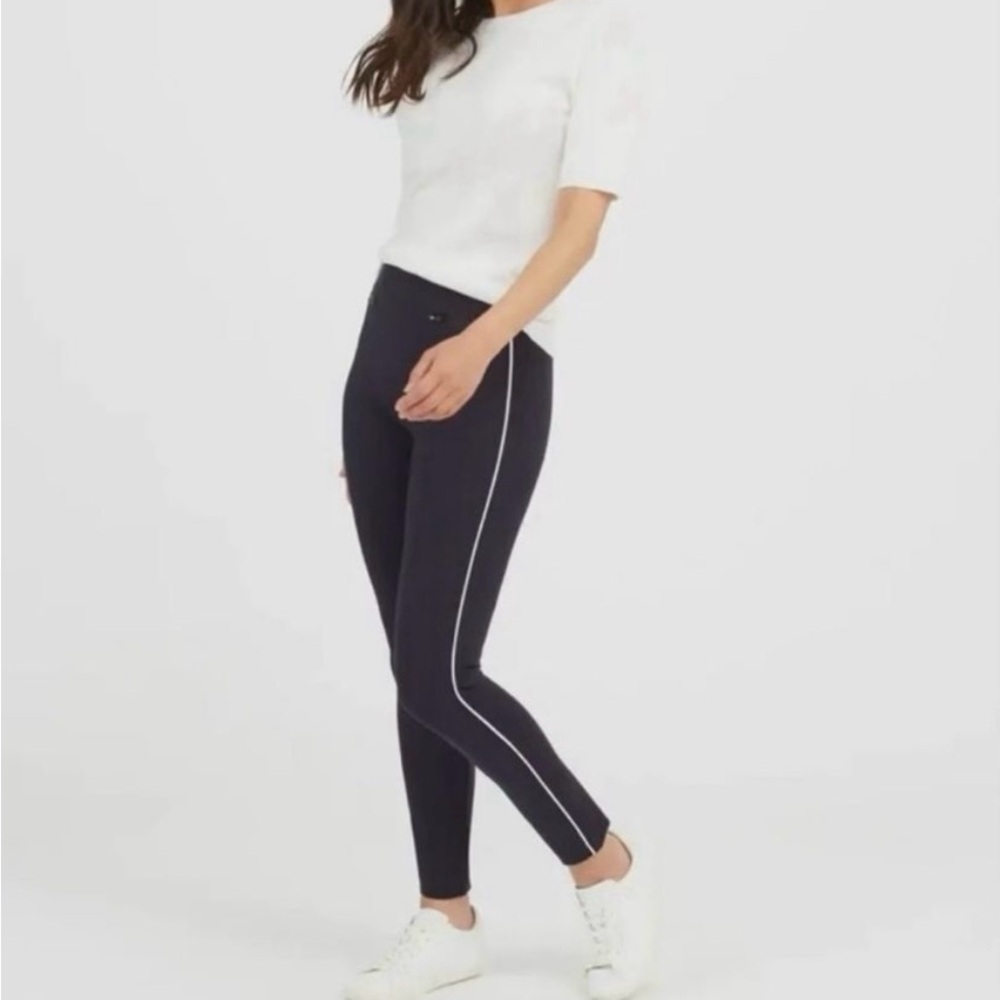 SPANX the perfect pant ankle piped ponte skinny in navy PM